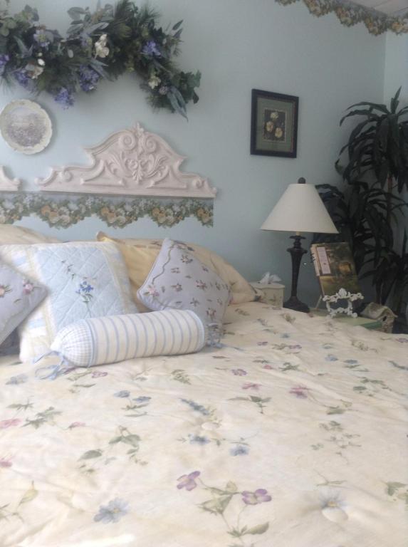 Toad Hall Manor Bed And Breakfast Butte Esterno foto